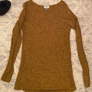 Old navy mustard v-neck sweater
